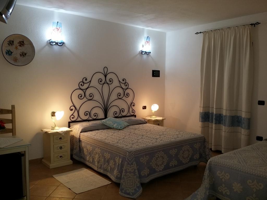 Bed & Breakfast Mare Isole La Maddalena  Exterior photo