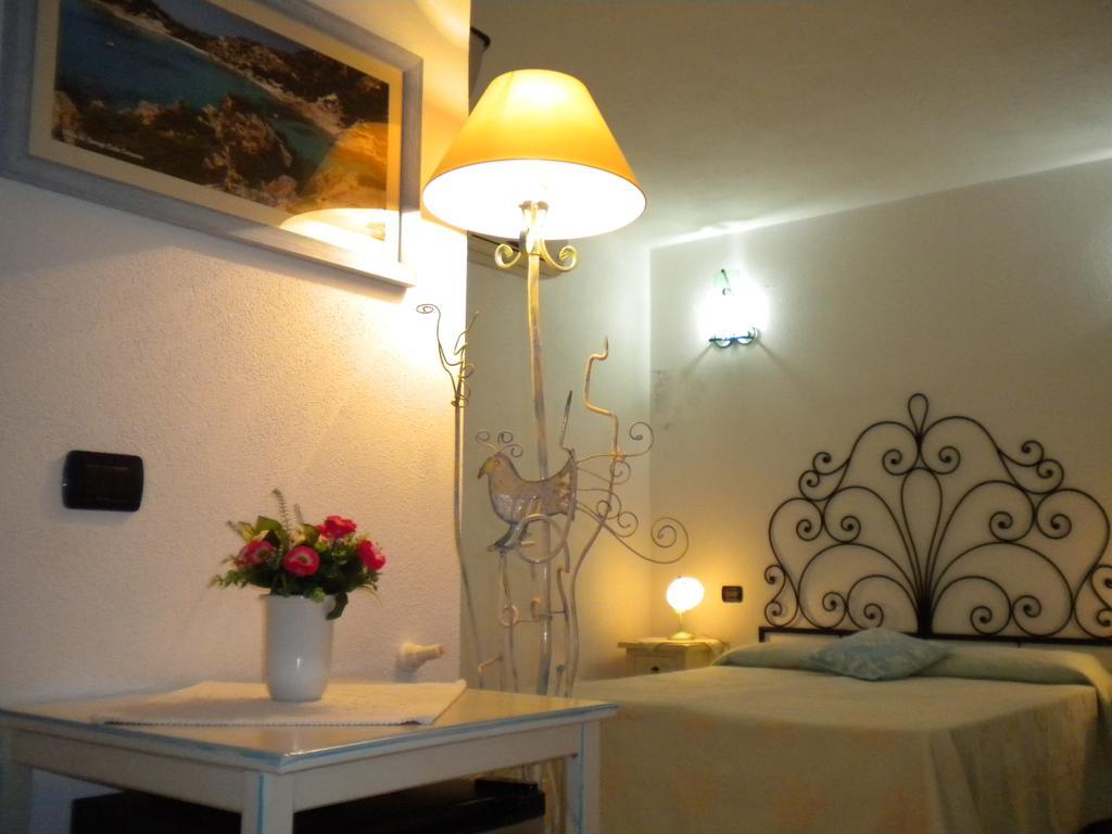 Bed & Breakfast Mare Isole La Maddalena  Exterior photo